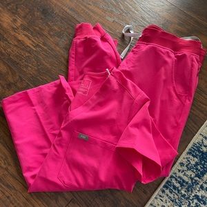 FIGS Shocking Pink Set